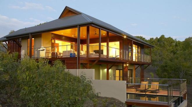 Retreat offers luxury and privacy! Sleeps up to 10 people © Kristie Kaighin http://www.whitsundayholidays.com.au